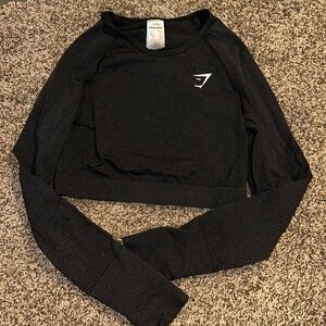 Gym shark crop top